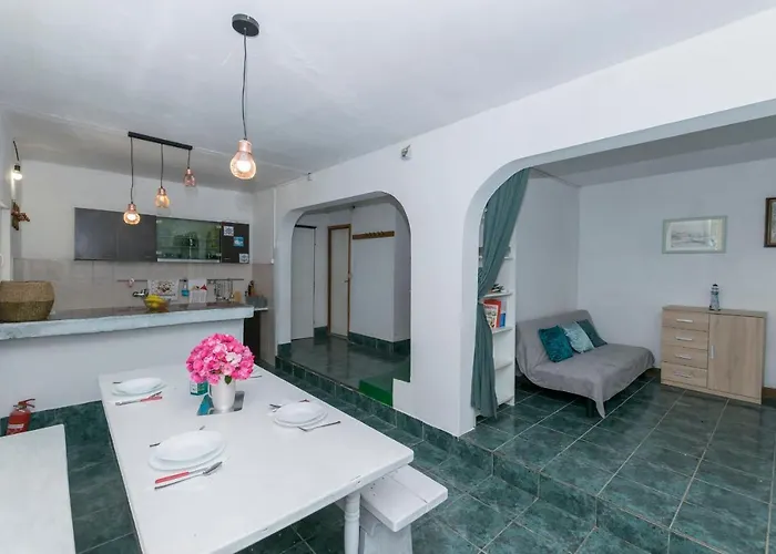 House Hacienda Stoerman Tkon